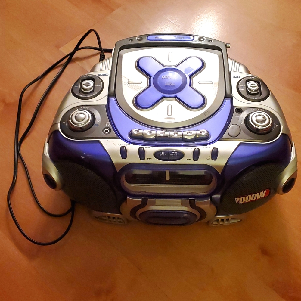 Premier - CD MP3 AM/FM Cassete Tape Radio